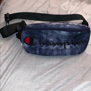 Champion Fanny Pack